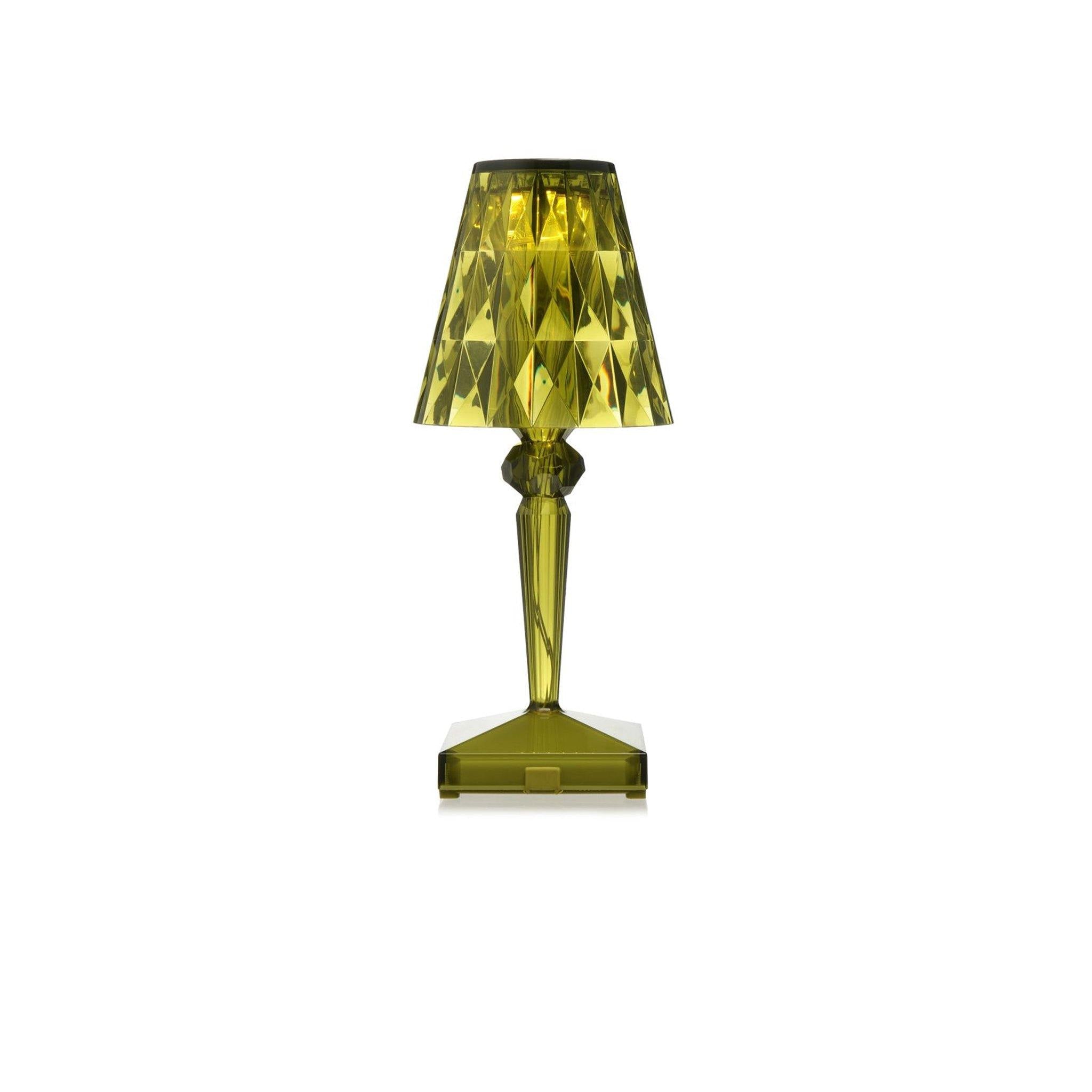 kartell – – Sihir Mobilya